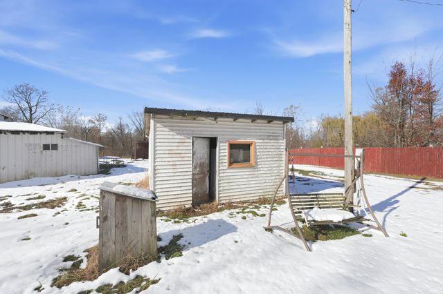 8975 N COSPERVILLE Road, Wawaka, IN 46794