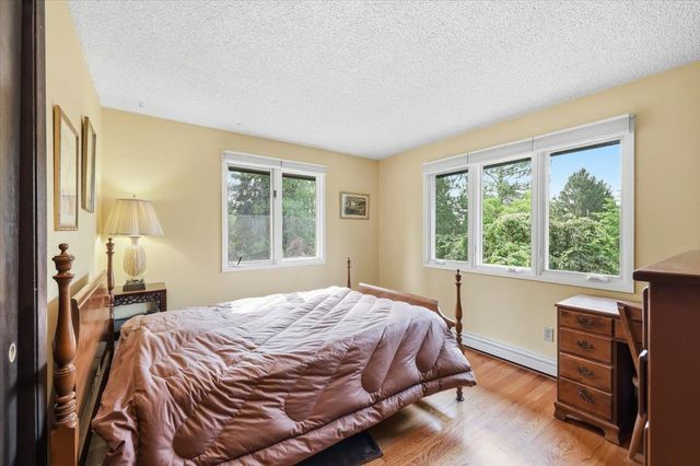 6510 S South Meadows Rd, Spokane, WA 99223