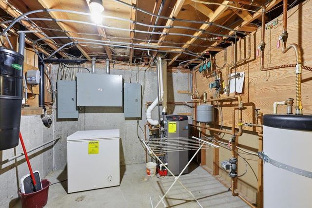 6510 S South Meadows Rd, Spokane, WA 99223