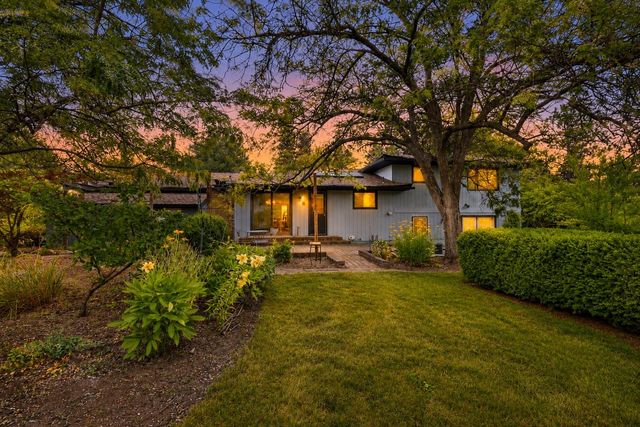 6510 S South Meadows Rd, Spokane, WA 99223