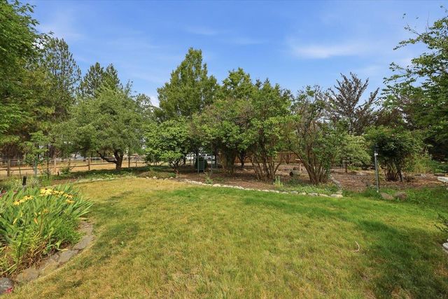 6510 S South Meadows Rd, Spokane, WA 99223