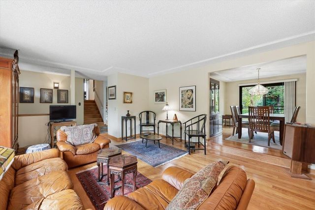6510 S South Meadows Rd, Spokane, WA 99223