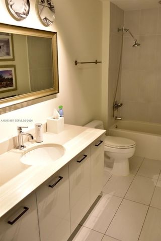 3250 NE 1st Ave 321, Miami, FL 33137