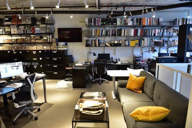 3250 NE 1st Ave 321, Miami, FL 33137