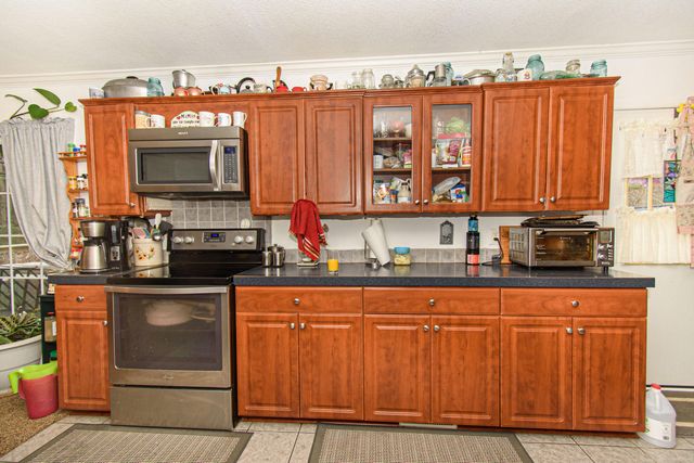 162 Mountain Laurel WAY NE, Check, VA 24072