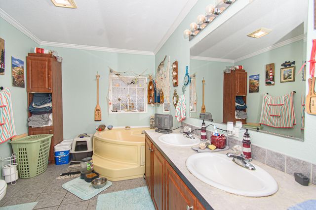 162 Mountain Laurel WAY NE, Check, VA 24072
