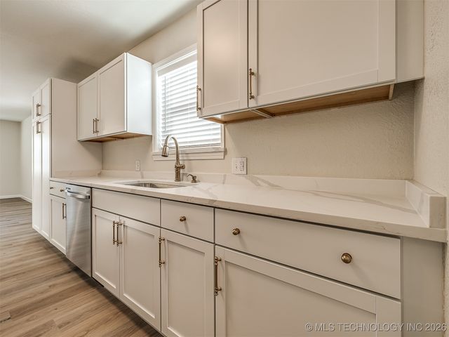 713 W Atlanta Place, Broken Arrow, OK 74012