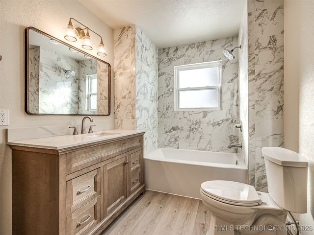 713 W Atlanta Place, Broken Arrow, OK 74012