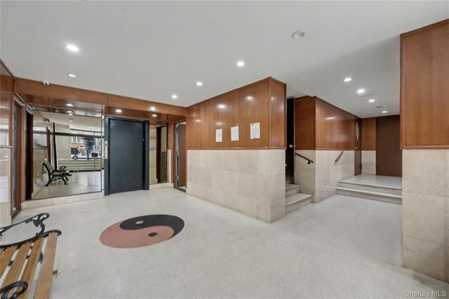 1577 E 17th Street 6M, Brooklyn, NY 11230