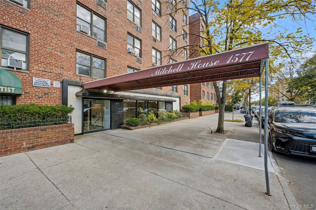 1577 E 17th Street 6M, Brooklyn, NY 11230