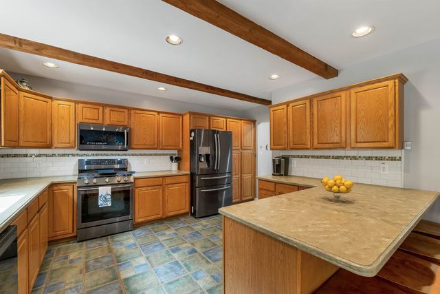 11 Longview Drive, Bow, NH 03304
