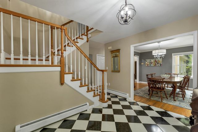 11 Longview Drive, Bow, NH 03304