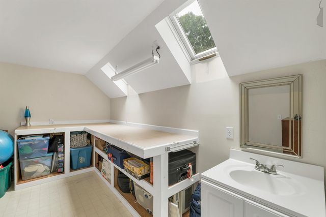 11 Longview Drive, Bow, NH 03304