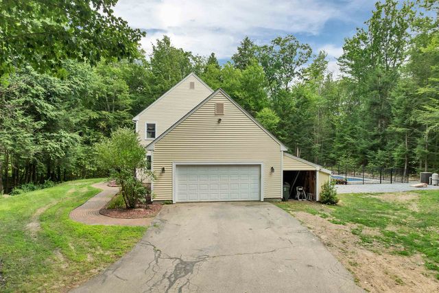 11 Longview Drive, Bow, NH 03304