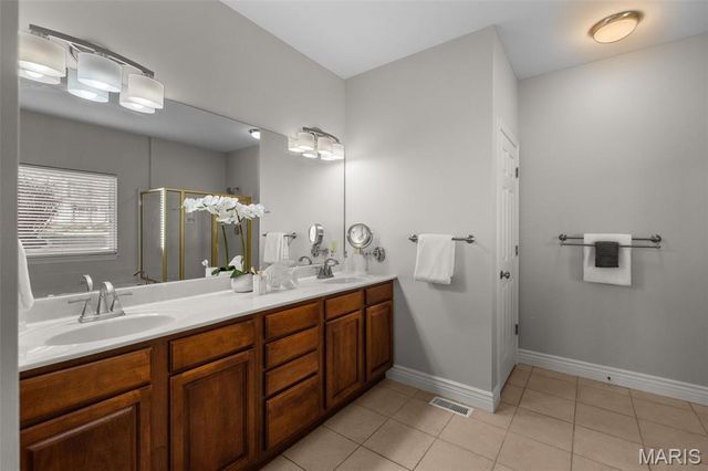 332 Remington Way Drive, Ballwin, MO 63021