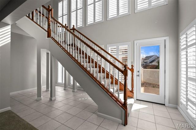 332 Remington Way Drive, Ballwin, MO 63021