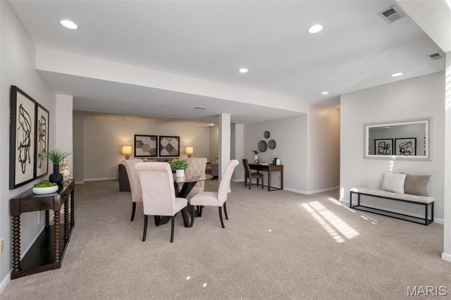 332 Remington Way Drive, Ballwin, MO 63021