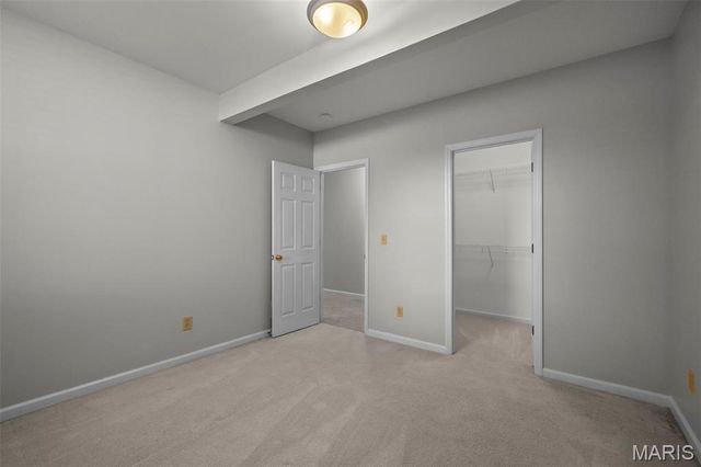 332 Remington Way Drive, Ballwin, MO 63021