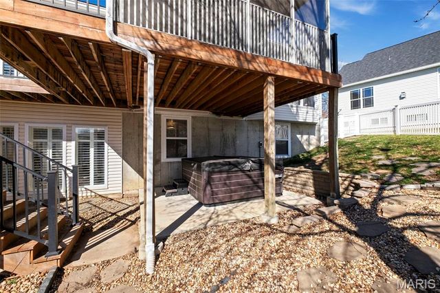 332 Remington Way Drive, Ballwin, MO 63021