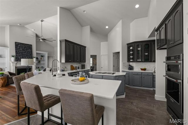 332 Remington Way Drive, Ballwin, MO 63021