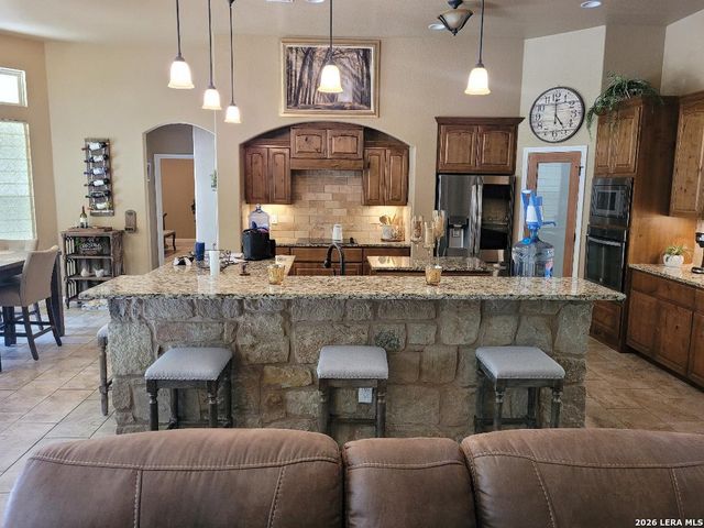 218 Champions Blvd, La Vernia, TX 78121