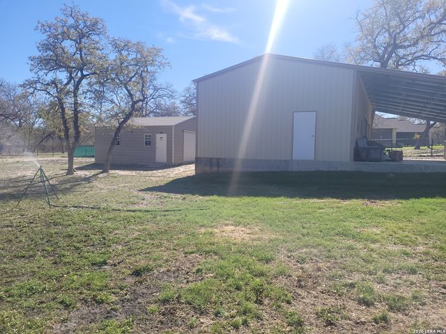 218 Champions Blvd, La Vernia, TX 78121