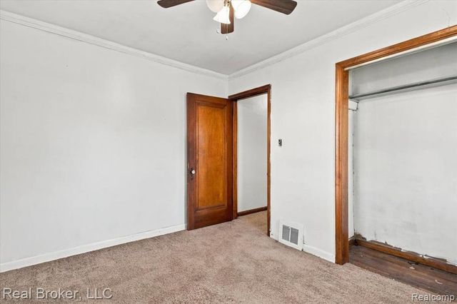 7267 Dodge Avenue, Warren, MI 48091