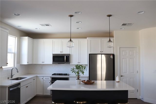 4026 Painted Lady Avenue, Las Vegas, NV 89141