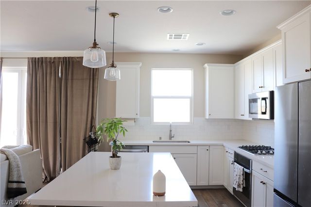 4026 Painted Lady Avenue, Las Vegas, NV 89141