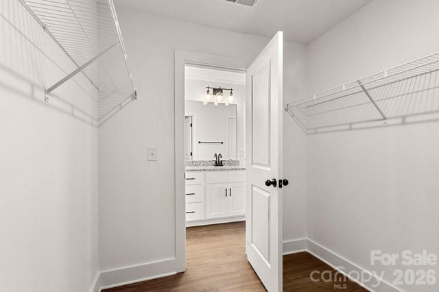 123 Indian Wells Court, Harmony, NC 28634