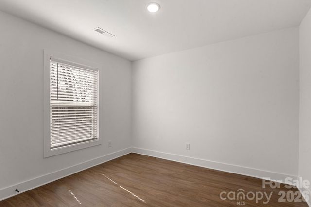 123 Indian Wells Court, Harmony, NC 28634