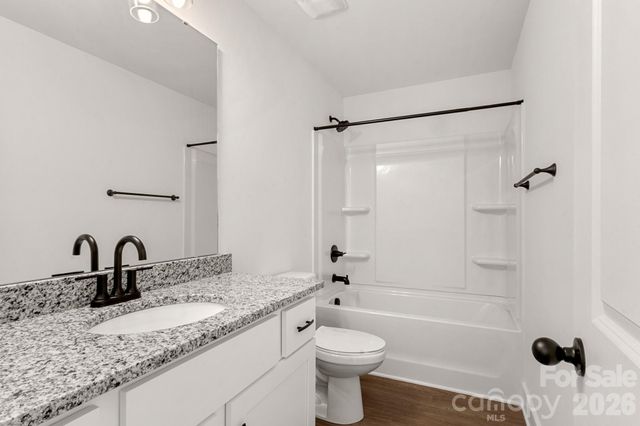 123 Indian Wells Court, Harmony, NC 28634