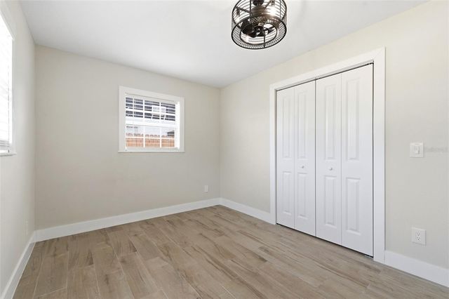4146 DES MOINES STREET NE, St Petersburg, FL 33703