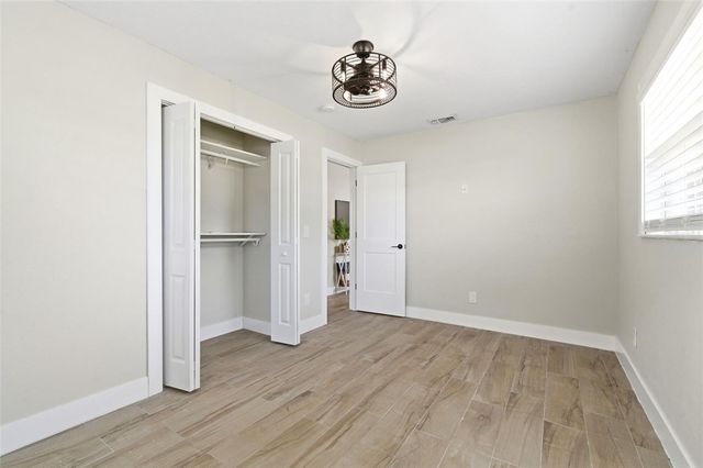 4146 DES MOINES STREET NE, St Petersburg, FL 33703