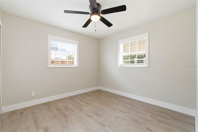 4146 DES MOINES STREET NE, St Petersburg, FL 33703