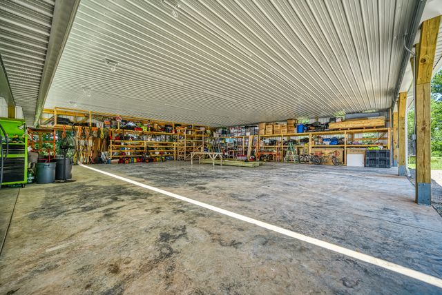 1864 Liberty Rd, Sparta, TN 38583