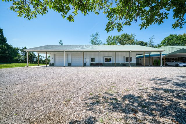 1864 Liberty Rd, Sparta, TN 38583