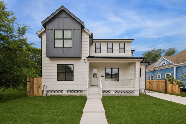 111 E 18th Street, Houston, TX 77008