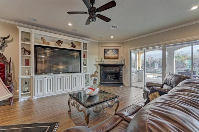 11533 Renaissance Drive, Montgomery, TX 77356