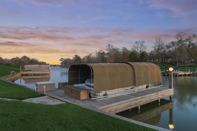 11533 Renaissance Drive, Montgomery, TX 77356