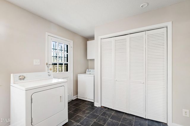 909 Bryn Mawr Court, Apex, NC 27502