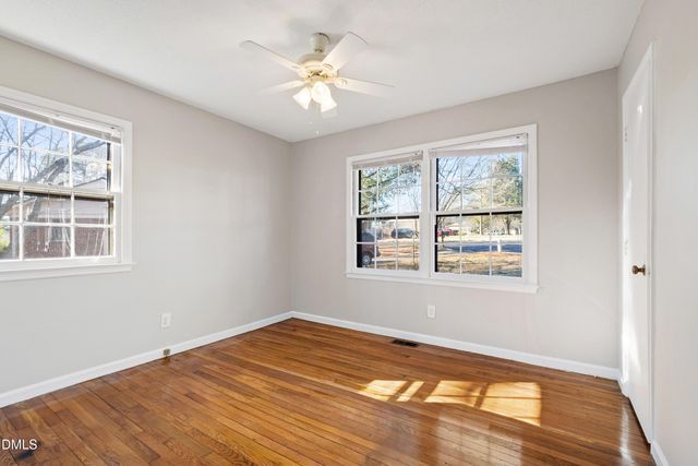 909 Bryn Mawr Court, Apex, NC 27502