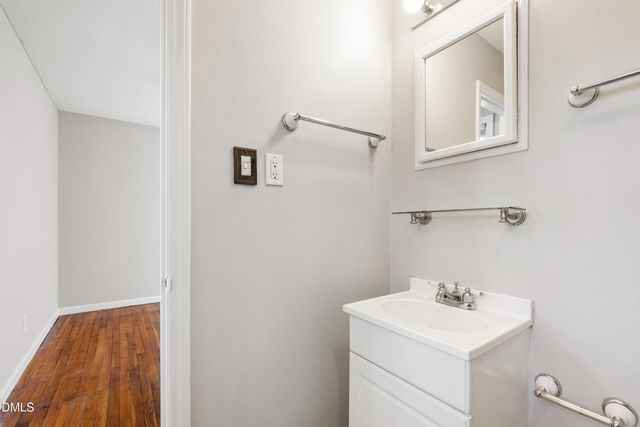 909 Bryn Mawr Court, Apex, NC 27502