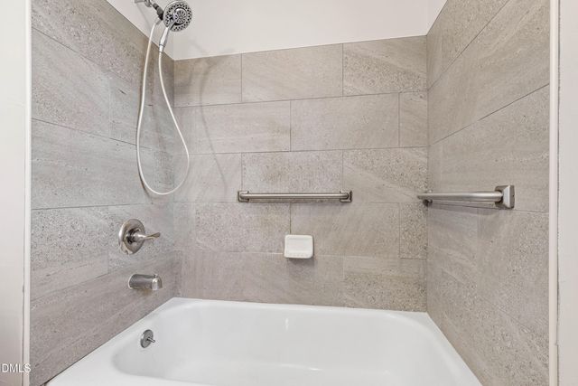 909 Bryn Mawr Court, Apex, NC 27502