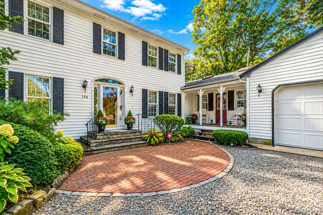 156 Jamaica Avenue, Medford, NY 11763
