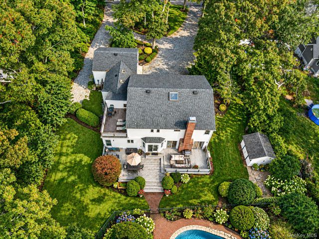 156 Jamaica Avenue, Medford, NY 11763
