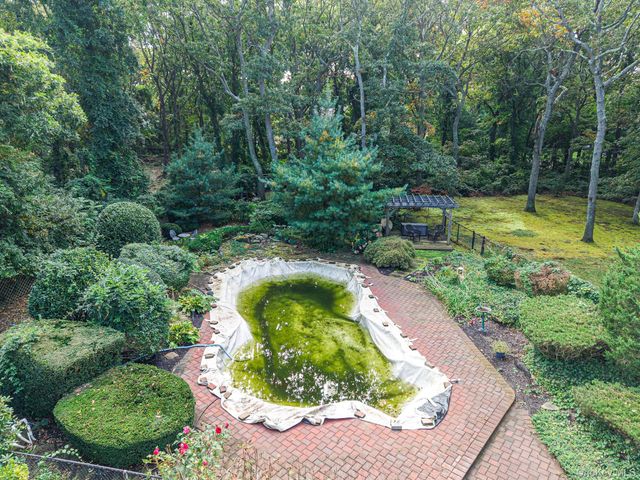 156 Jamaica Avenue, Medford, NY 11763