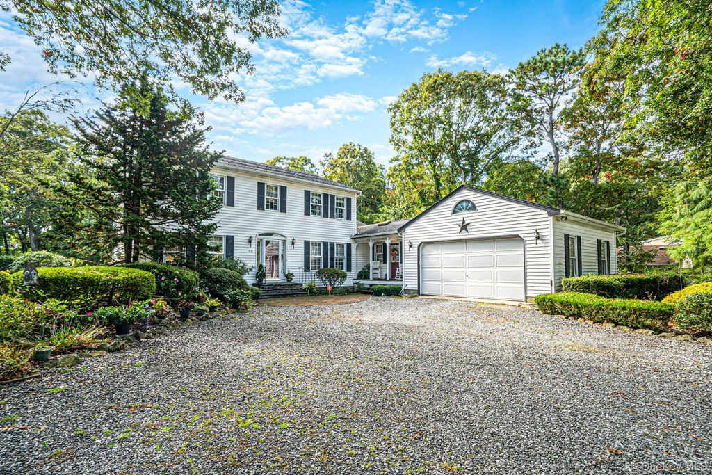 156 Jamaica Avenue, Medford, NY 11763 — photo 4