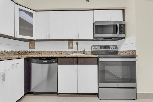 3300 NE 192nd St 1414, Aventura, FL 33180