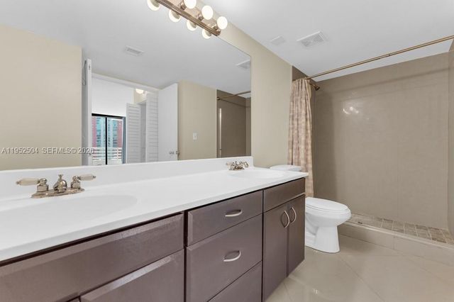 3300 NE 192nd St 1414, Aventura, FL 33180